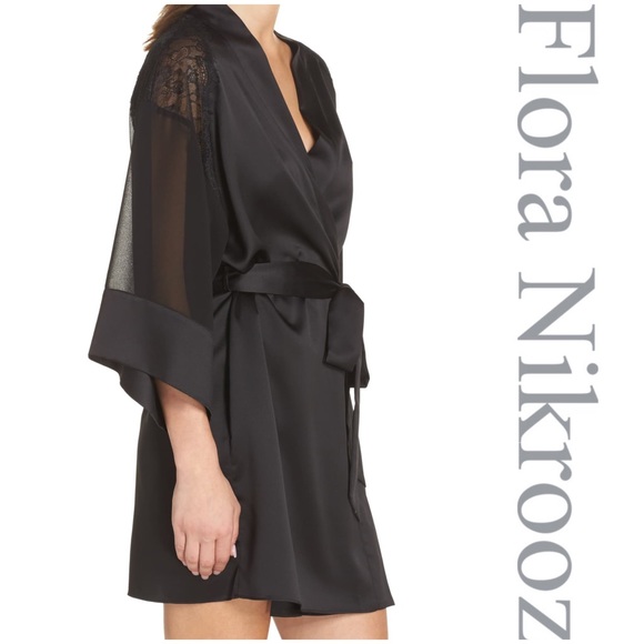 Flora Nikrooz Margot Kimono robe - Picture 4 of 7